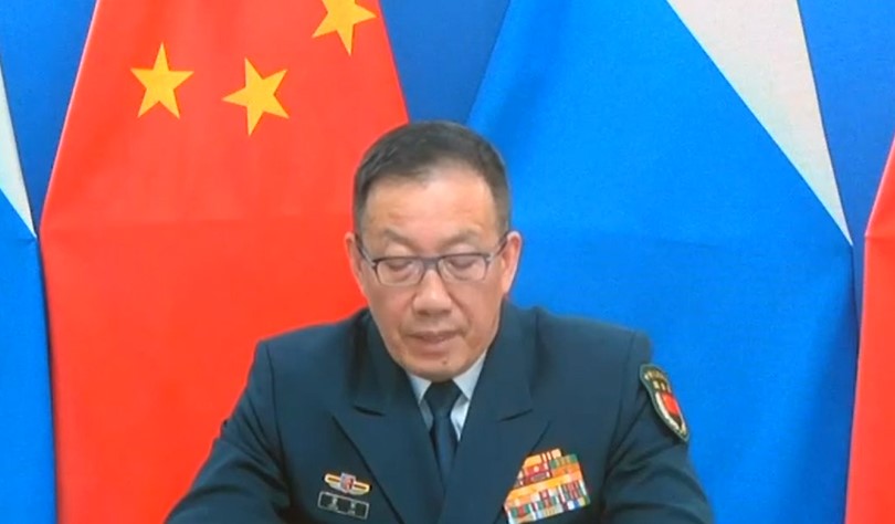Министр обороны Китая Дун Цзюнь сказал Шойгу, что КНР будет полностью поддерживать Россию по «украинскому вопросу», несмотря на непрекращающееся давление со стороны США и Европы